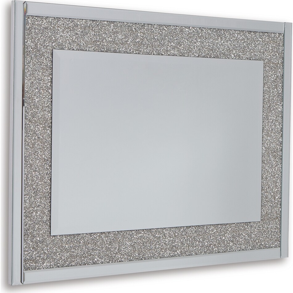 accent mirror mirror mirror   