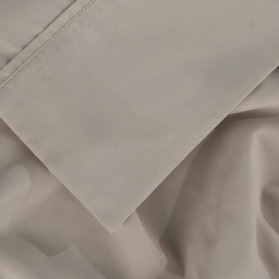 beige swatch  