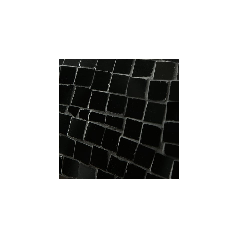 black swatch  