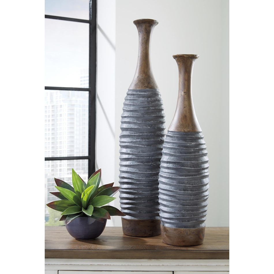 blayze vase   