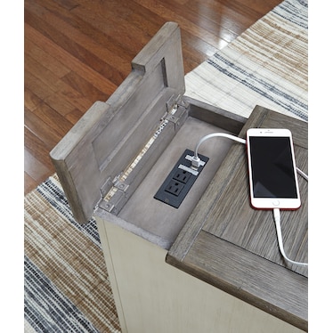 BOLANBURG CHAIRSIDE END TABLE WITH USB PORTS