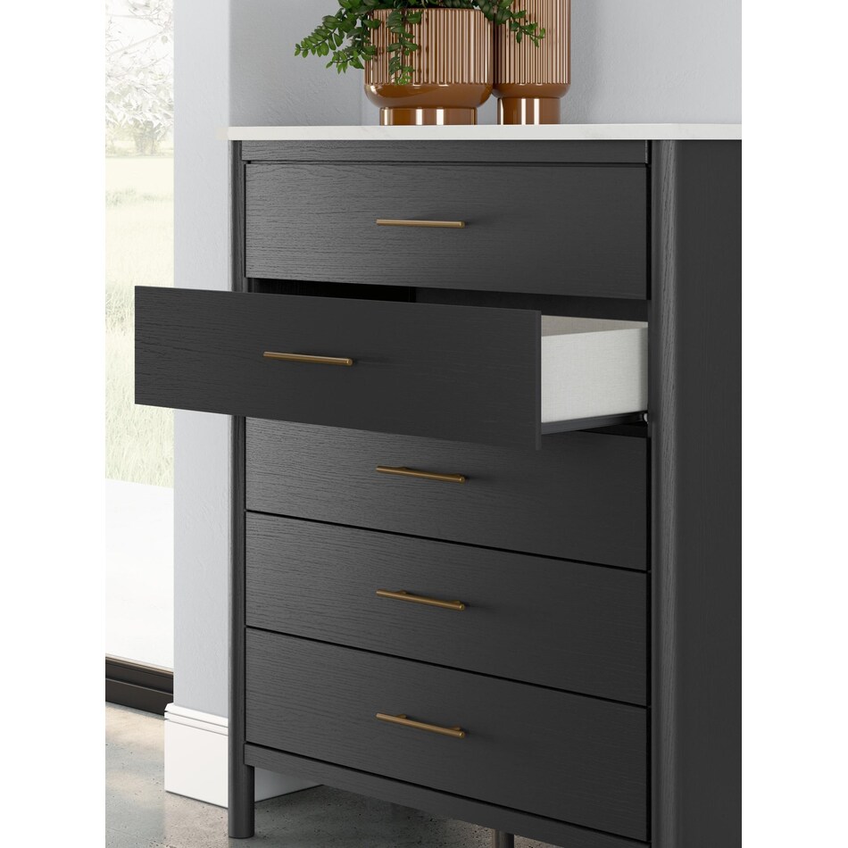 cadmori black white chest   