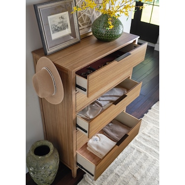 CAMERON CHEST OF DRAWERS