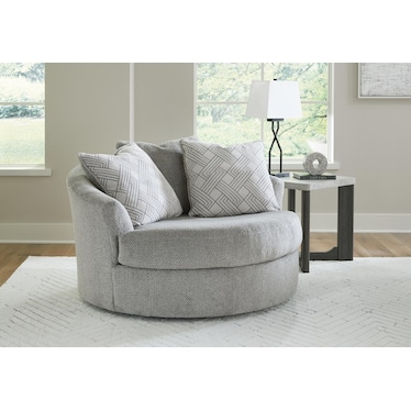 CASSELBURY OVERSIZED SWIVEL CHAIR