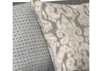 charcoal swatch  