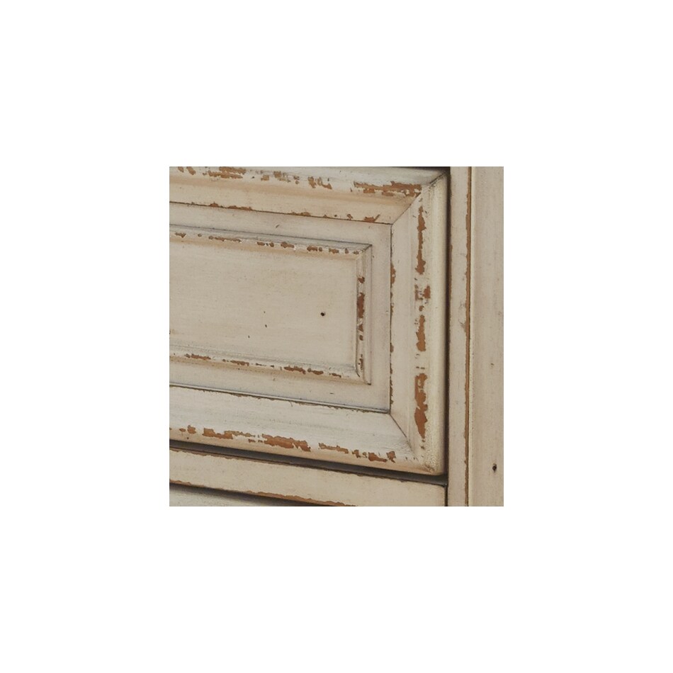 chipped white swatch  