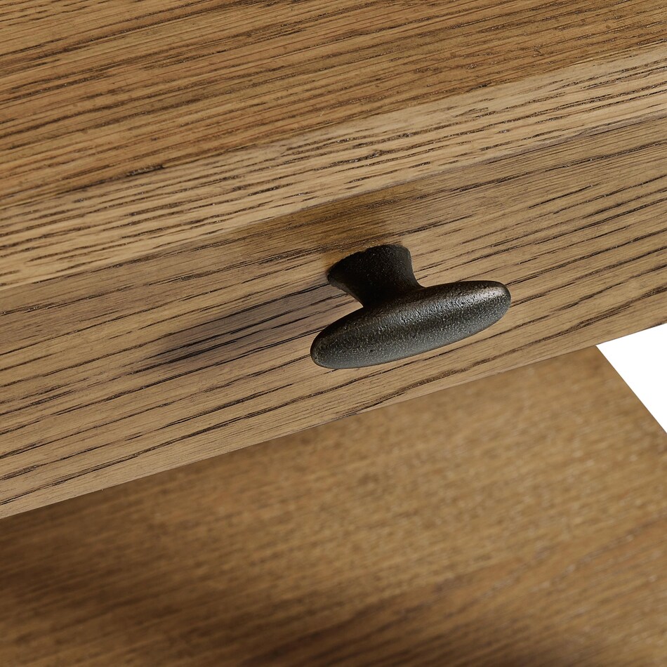 dilworth sledge end table   