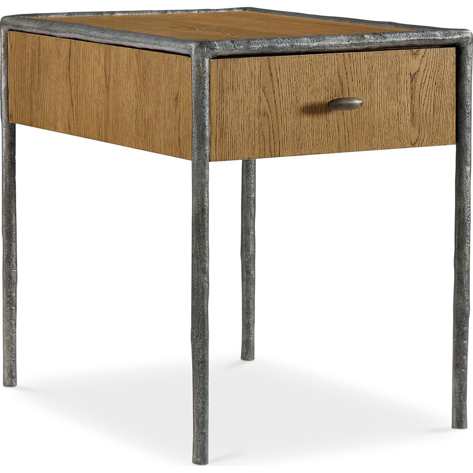 dilworth sledge end table   