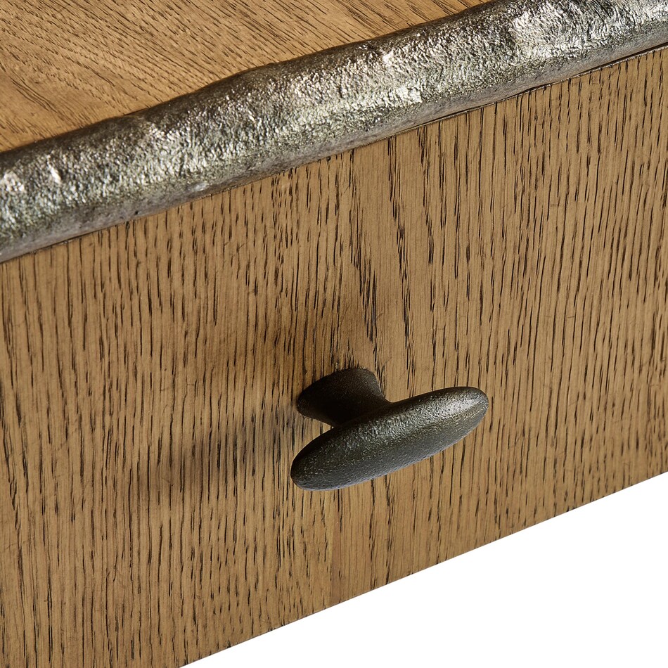 dilworth sledge end table   