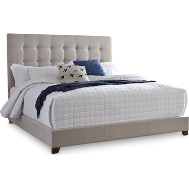 DOLANTE BUTTON UPHOLSTERED BED