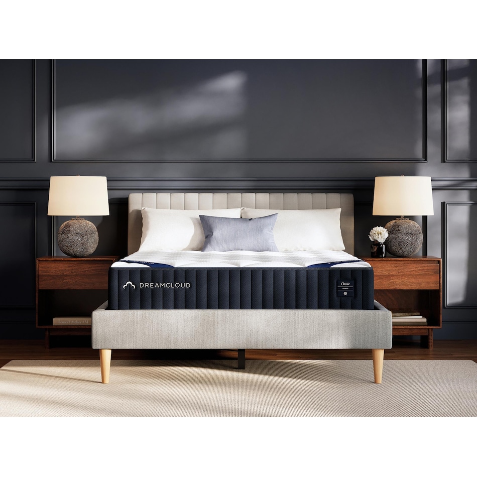 dreamcloud classic white mattress full   
