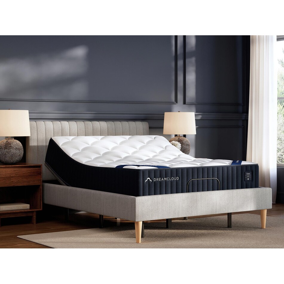 dreamcloud classic white mattress queen   