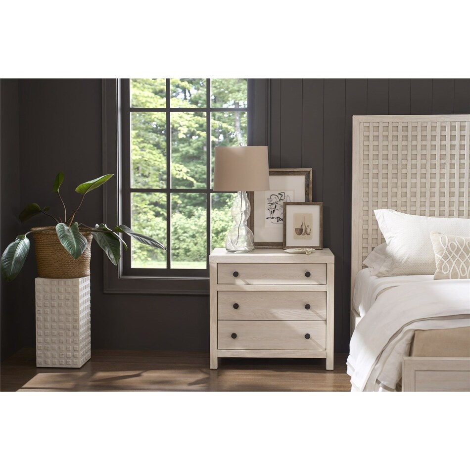 dwell cocktail table   