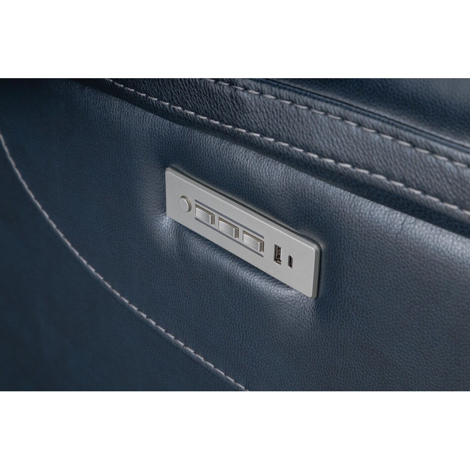 echo sorrento ocean power leather recliner   