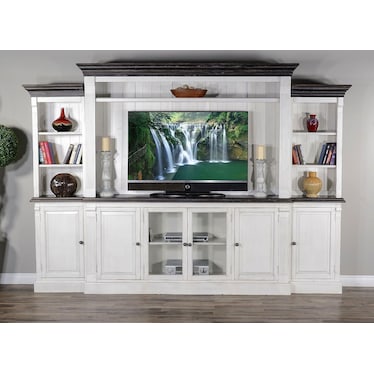 FAIRBANKS ENTERTAINMENT CENTER