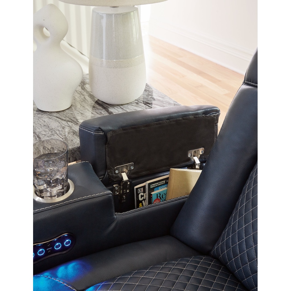 fyne dyme sapphire power recliner   