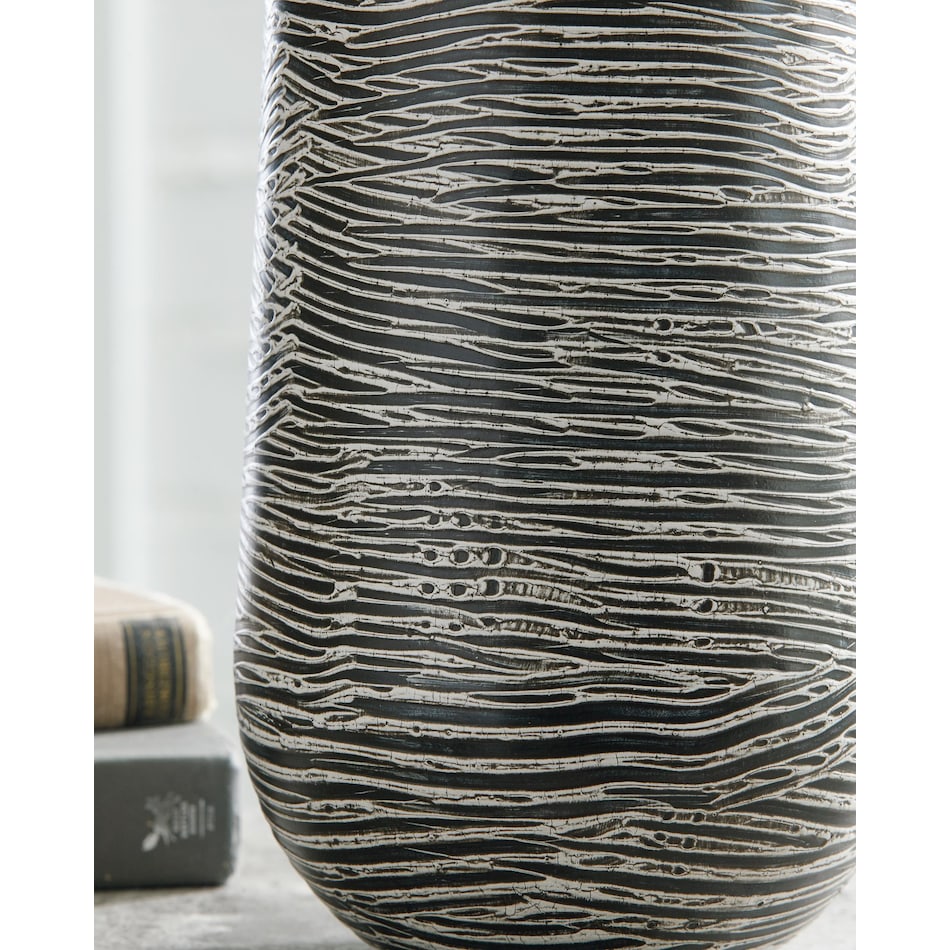 fynn antique gray vase   