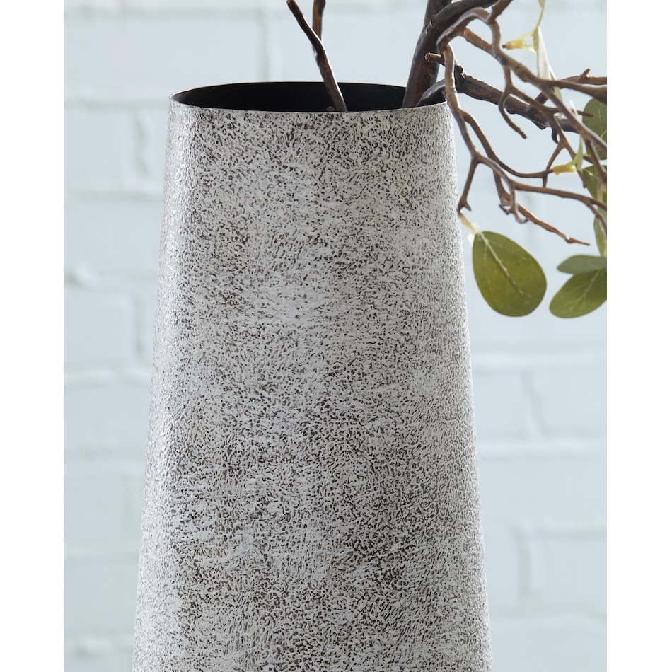 fynn antique white vase   