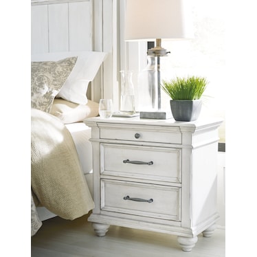 KANWYN 3 DRAWER NIGHTSTAND