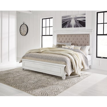 KANWYN UPHOLSTERED PANEL BED