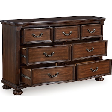 LAVINTON DRESSER