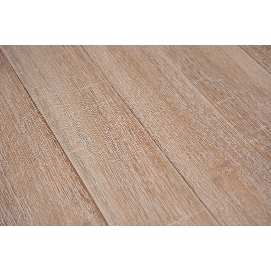 light brown swatch  