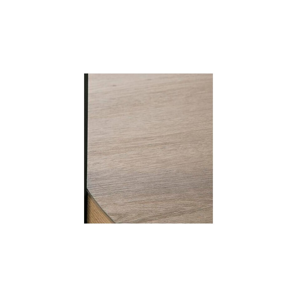 light brown swatch  