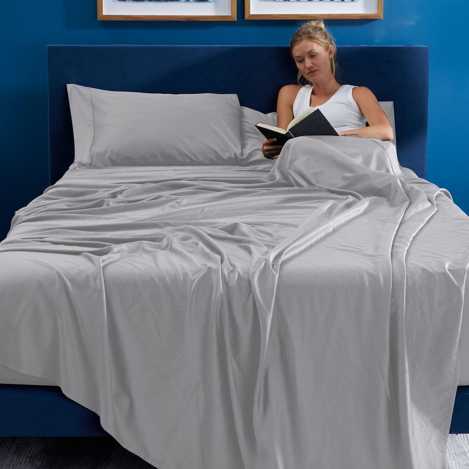 light grey sheets   
