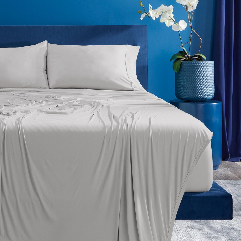 light grey sheets   