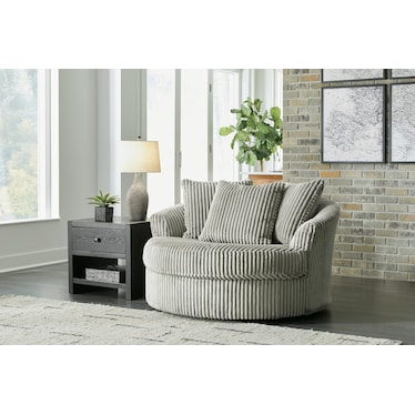 LINDYN OVERSIZED SWIVEL CHAIR