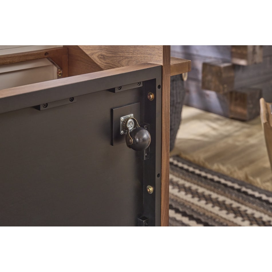 lloyd brown cocktail table casters   