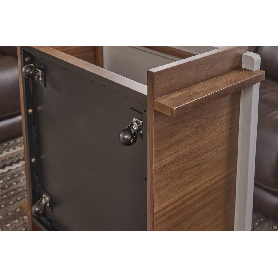 lloyd brown cocktail table casters   