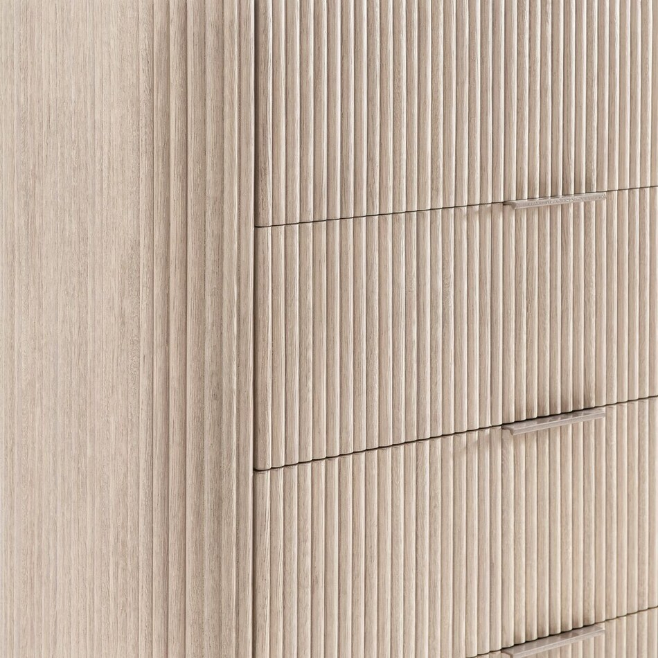 lucerne alba chest   