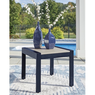 MABRY SHORES OUTDOOR END TABLE
