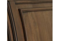 medium brown swatch  