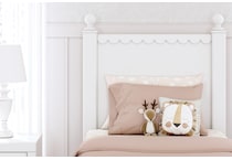 molliviney white package   