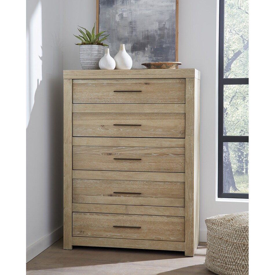 moreno khaki chest   