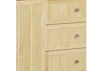 natural pine swatch  