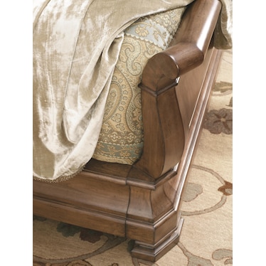 NEW LOU SLEIGH BED