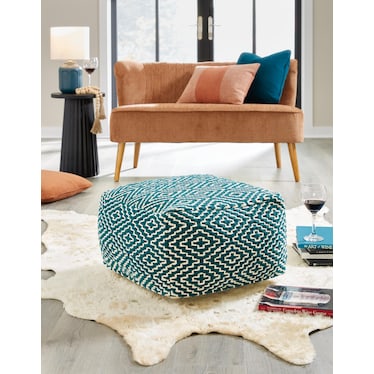 BRYNNSEN POUF