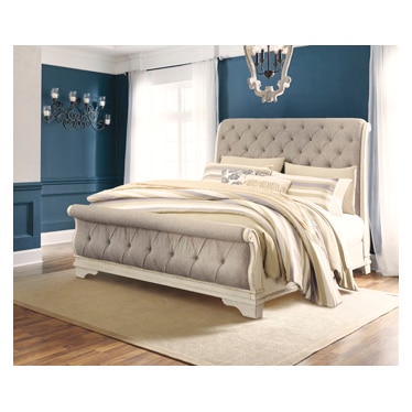 REALYN QUEEN UPHOLSTERED SLEIGH BED