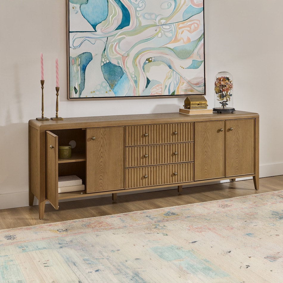 reece light brown misc   