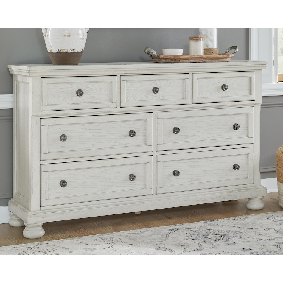 Robbinsdale Dresser - Antique White Robbinsdale Dresser - Antique White