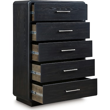 Rowanbeck Chest of Drawers