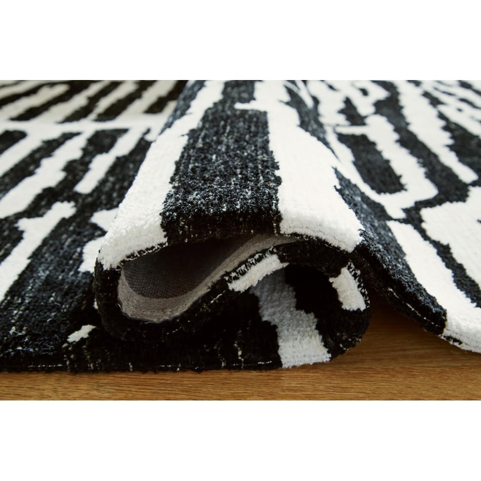 rugs  black ivory rug meduim   
