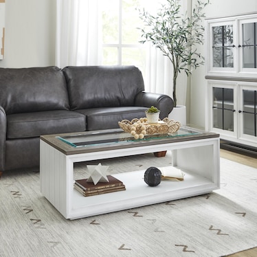 SANDUSKY COCKTAIL TABLE WITH CASTERS BY FLEXSTEEL