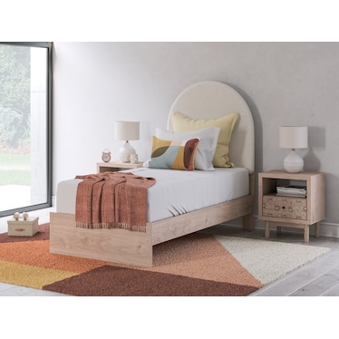 SHAPELLA UPHOLSTERED PANEL BED