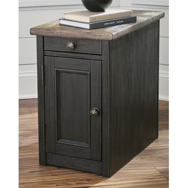 TYLER CREEK CHAIRSIDE END TABLE WITH USB PORTS & OUTLETS