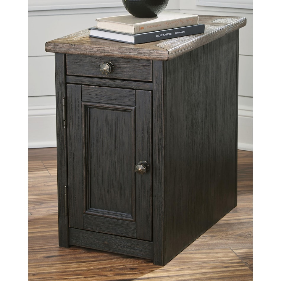 tyler creek black cocktail table   