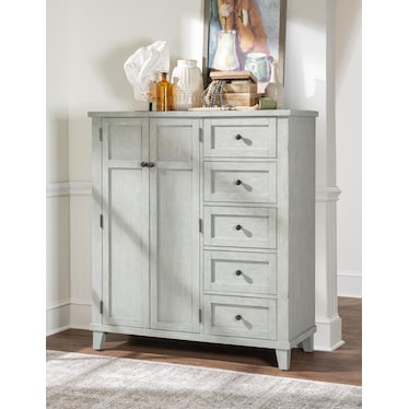 XXX'S & OOO'S CHEST OF DRAWERS